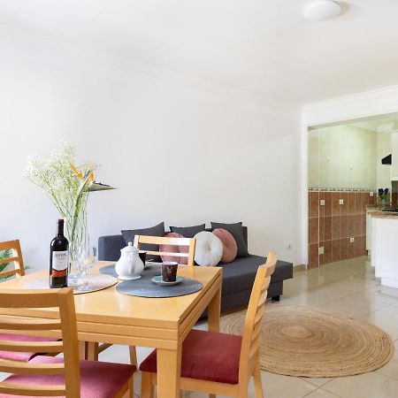 Live Los Cristianos Los Playeros Close To The Beach Arona  Exterior photo