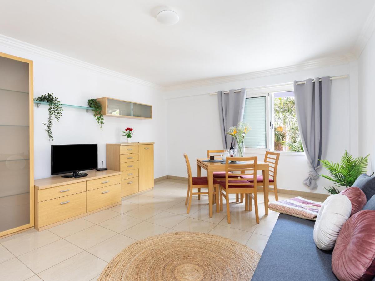 Live Los Cristianos Los Playeros Close To The Beach Arona  Exterior photo